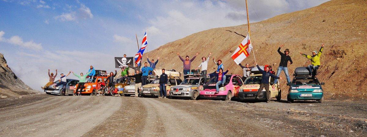 Mongol Rally convoy at 15,000 feet