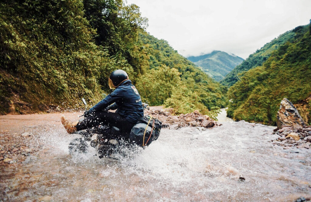 Monkey Run Peru